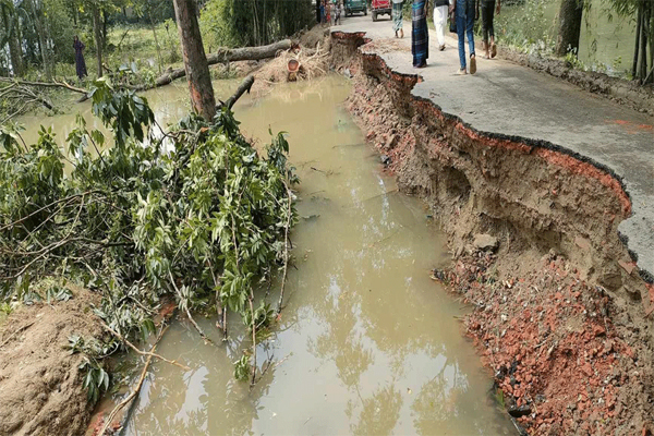 বন্যায় গোয়াইনঘাটের ৩১২ কিলোমিটার সড়ক বিধ্বস্ত