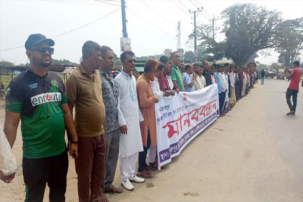 এম এ খান সেতুতে টোল প্রত্যাহারের দাবিতে সিলেট-সুনামগঞ্জ মহাসড়ক বন্ধের ঘোষণা