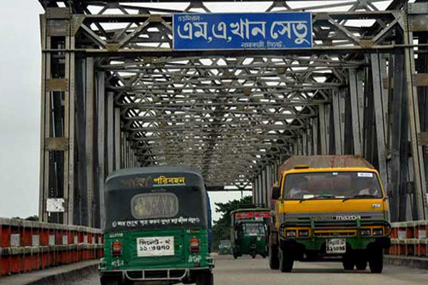 সিলেটে সওজ-ঠিকাদার ‘সমঝোতায়’ সরকারের রাজস্ব গচ্চা