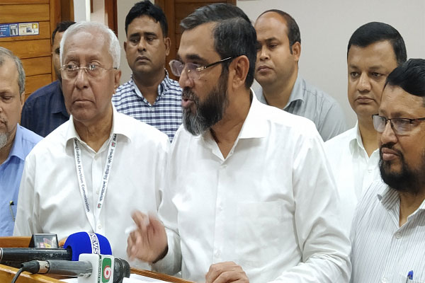 স্থানীয় না জাতীয় নির্বাচন আগে সিদ্ধান্ত নেবে সরকার: ইসি
