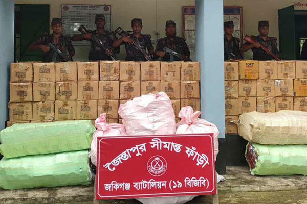 সিলেট সীমান্তে কোটি টাকার ভারতীয় চোরাইপণ্য জব্দ