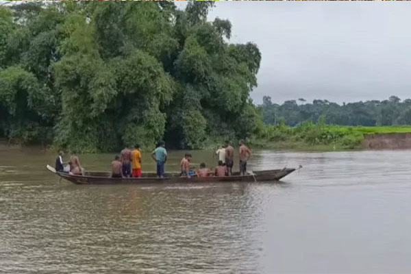 ২৪ ঘন্টায়ও সন্ধান মেলেনি জাফলংয়ে নিখোঁজ বিজিবি সদস্যের