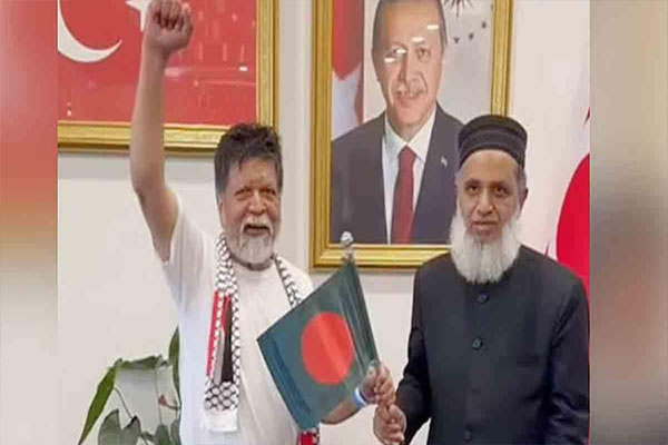 শনিবার ভোরে দেশে ফিরছেন শহিদুল আলম
