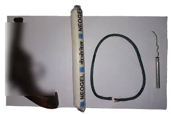 কোম্পানীগঞ্জে ব্রীজের নিচে থেকে রিভলবার ও বিস্ফোরক উদ্ধার