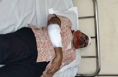 সিলেটে চাঁদা না দেওয়ায় ব্যবসায়ী হেলাল উদ্দিনের ওপর সন্ত্রাসীদের হামলা ও ব্যবসা প্রতিষ্ঠান লুটপাট