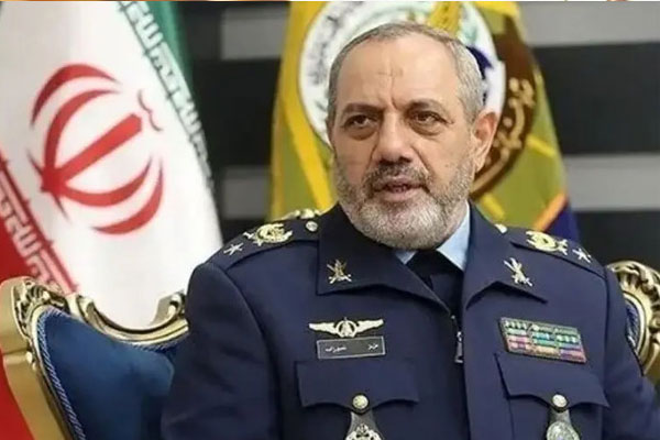 যুক্তরাষ্ট্র-ইসরায়েলের যৌথ বিমান হামলায় ইরানের প্রতিরক্ষামন্ত্রী নিহত