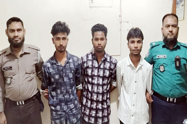 সাগরদিঘীরপাড় ওয়াকওয়েতে ফের ছিনতাইয়ের চেষ্টা, আটক ৩