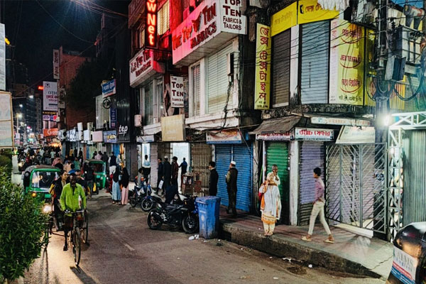 নতুন ঘোষণা, সিলেটে রাত ১০টা পর্যন্ত খোলা রাখা যাবে যেসব দোকান